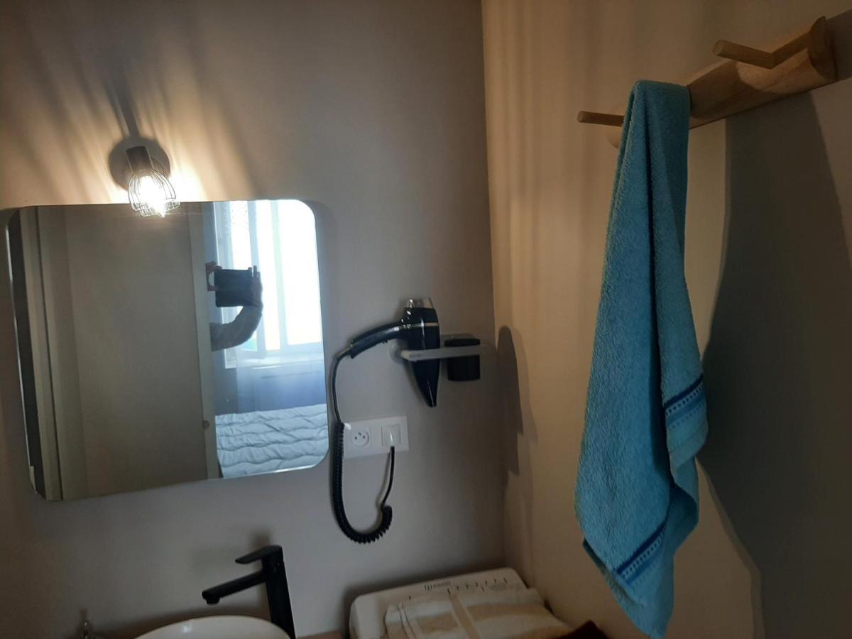 3 Apt T2 Cosy De 40 A 50 M2 Ideal Pour Un Deplacement Pro " Les Iris " Bourg-Saint-Andéol Zewnętrze zdjęcie